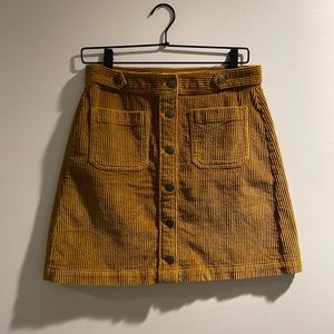 Madewell Corduroy A-Line Mini Skirt: Patch Pocket Edition, Size 4 EUC